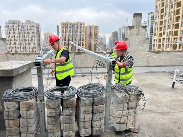 陜煤建設銅煤公司:突出四個嚴格，扎牢吊籃使用籬笆