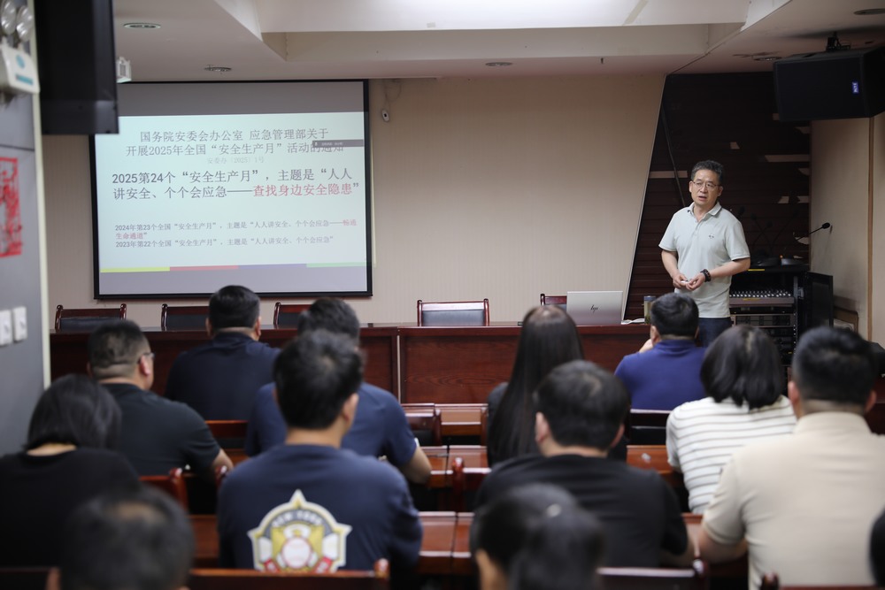 陜煤建設路橋分公司以宣傳為墨，繪就安全發展新圖景